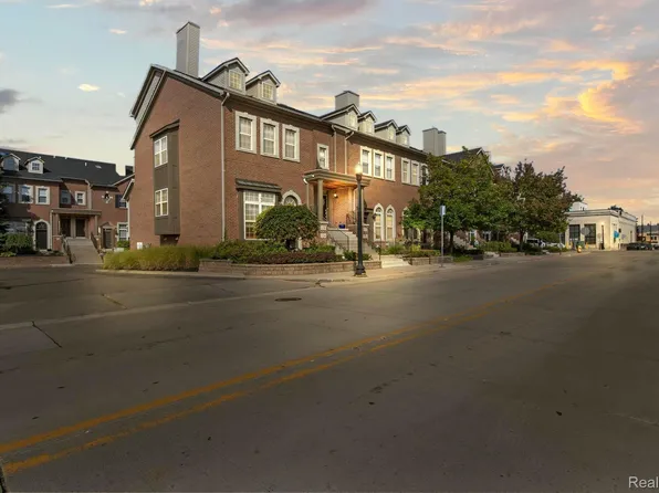 1120 Mason St, Dearborn, MI 48124