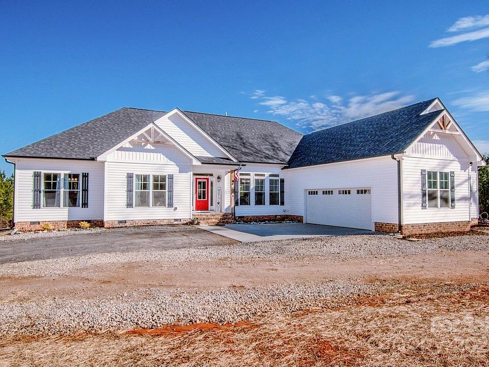 1st image of 150 Belk Estate Dr