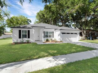 2667 Community Rd, Jacksonville, FL 32207