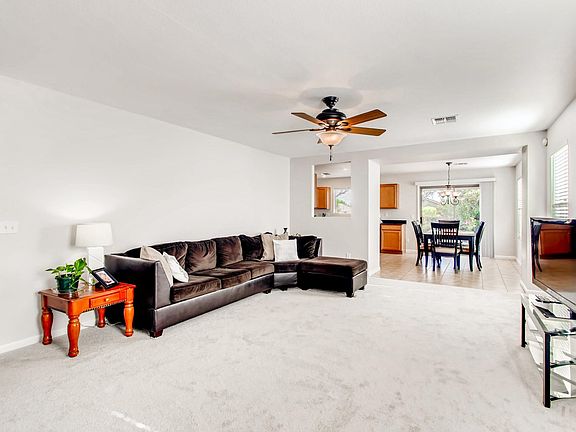 Spacious living room
