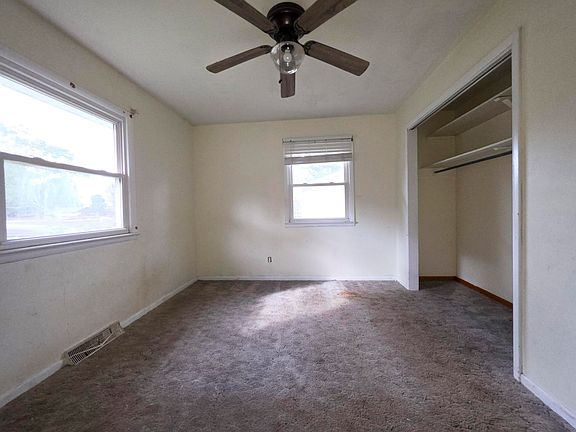 9th image of 408 S Harlin Drive
