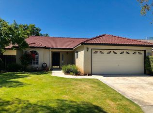 5475 N State St, Fresno, CA