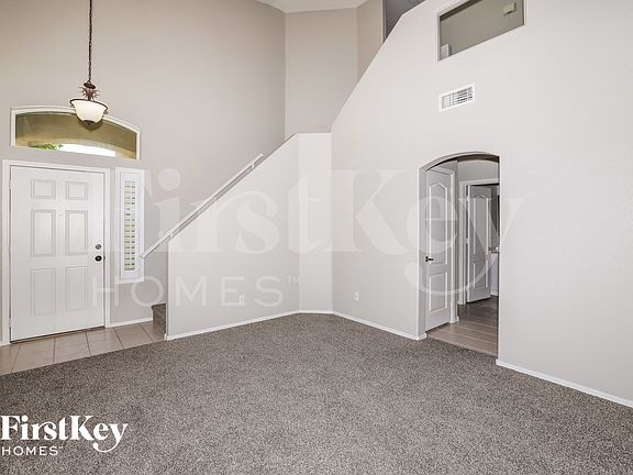 4th image of 13046 W Cheery Lynn Rd
