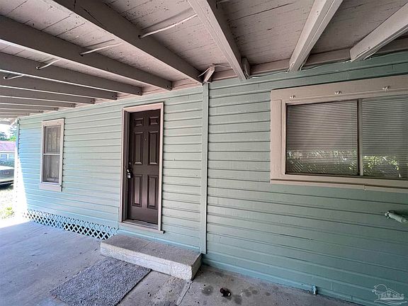 3rd image of 3118 W Gadsden St