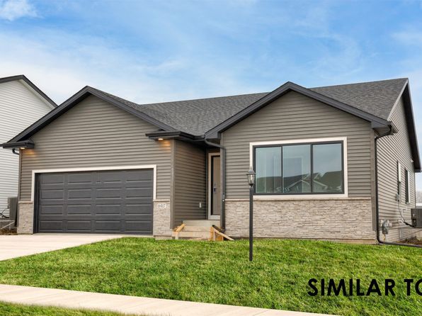 5539 167th St, Urbandale, IA 50323