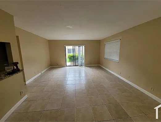 3 bed, 1100 sqft, $2,800 — Photo 4