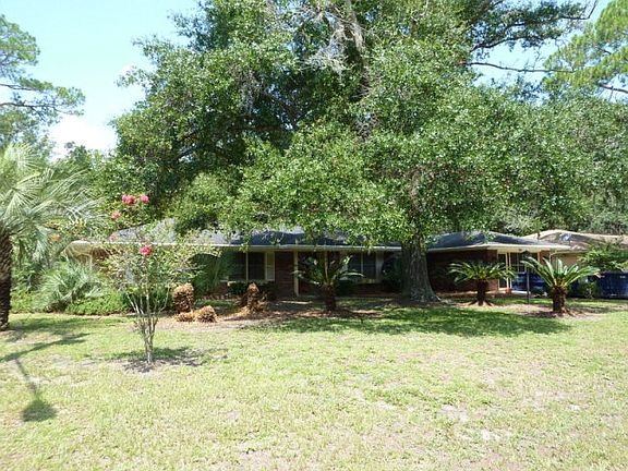 3rd image of 942 N Beachview Dr