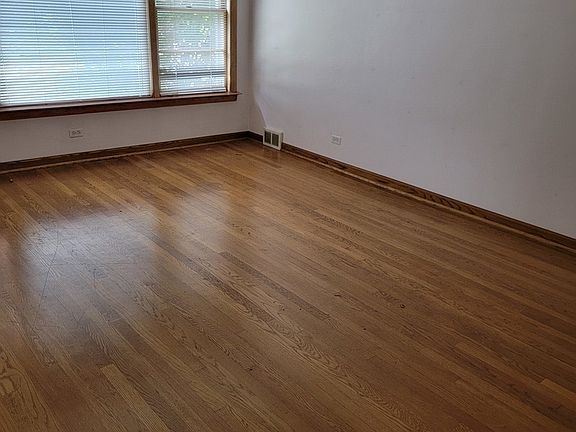 4th image of 3423 N Osceola Ave