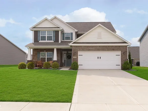 6156 N Cedarwood Dr, McCordsville, IN 46055
