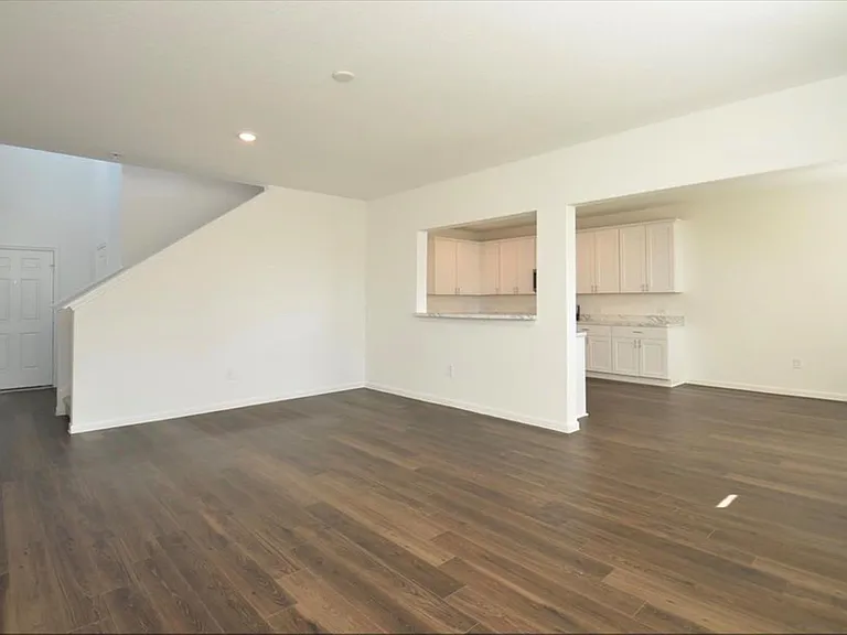16412 Big Hickory Dr — Photo 5
