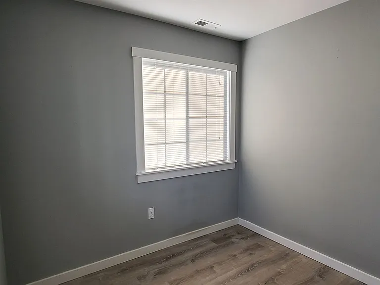 621 Riverine Dr #101 — Photo 20