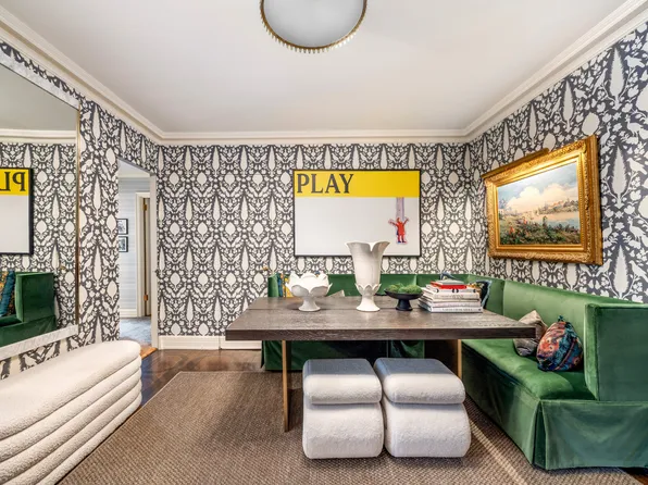 125 East 74th Street image 2 of 9