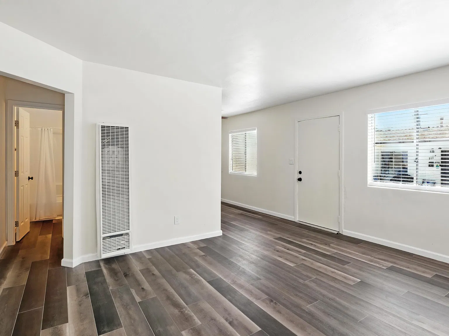 3105 B St — Photo 4