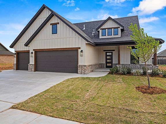 2nd image of 2916 River Birch Ln