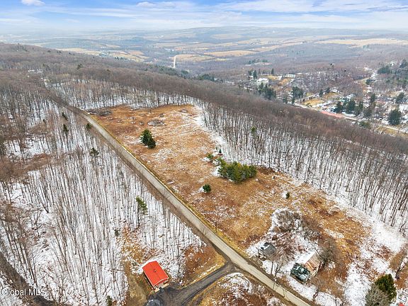 2nd image of 184 Beechwood Road