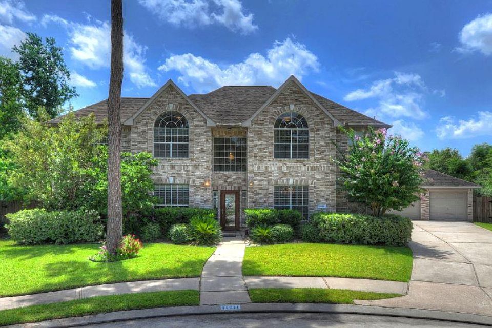 2nd image of 11611 Regency Forest Dr