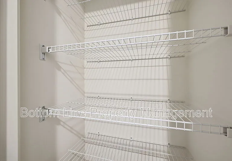 1117 Dakine Dr — Photo 36