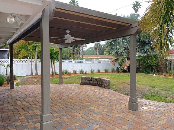 4th image of 3610 Bayshore Blvd NE