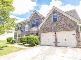 7042 Misttop Loop, Fairburn, GA 30213