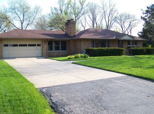 14025 W Gatewood Dr, New Berlin, WI 53151