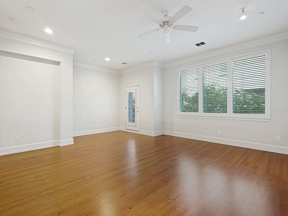 5th image of 4312 McKinney Ave APT 7