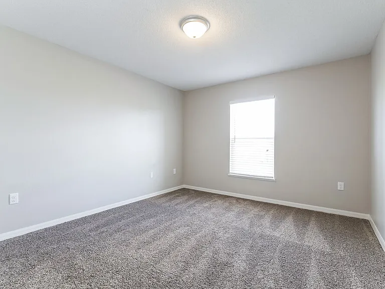 2902 Elbib Dr — Photo 10