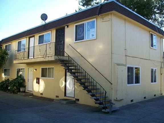 2nd image of 581 Avalani Ave APT 6