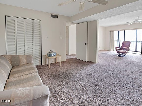 4th image of 3400 Cove Cay Dr Unit 6I