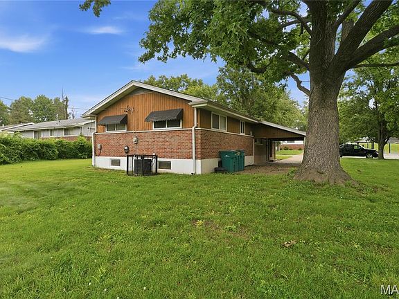 4th image of 9731 Lanier Dr