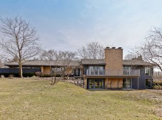 861 Muirfield Rd, Inverness, IL 60067