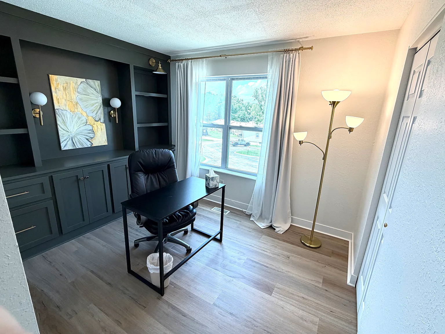 2 bed, 1312 sqft, $2,400 — Photo 4