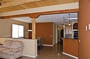 4th image of 1004 Desert Willow Ct