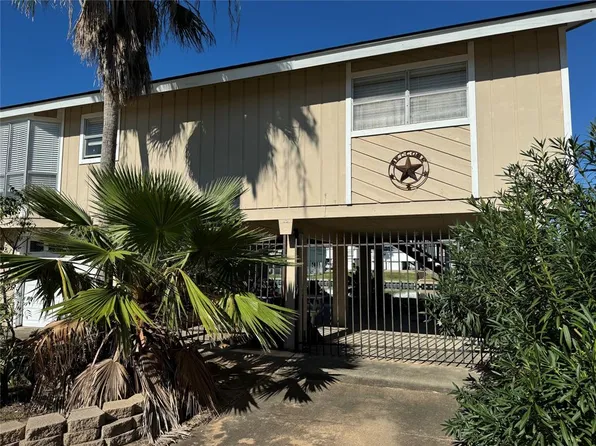 182 Barracuda Street, Bayou Vista, TX 77563