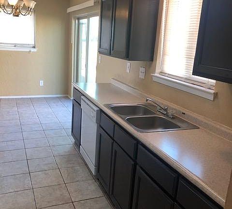 2nd image of 11601 Gordon Bays Way APT A