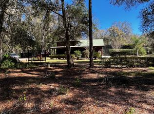 1208 Darcy Rd, Lady Lake, FL 32159