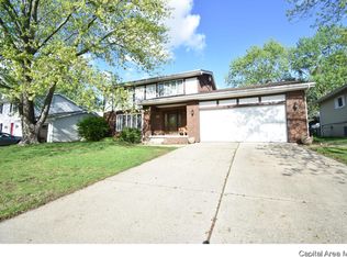 28 Crusaders Rd, Springfield, IL 62704