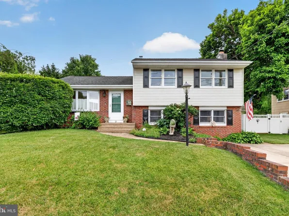 21 Bonnie Rae Dr, Hamilton, NJ 08620