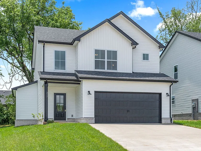217 Wesson Dr — Photo 2