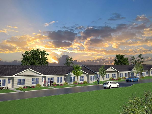 Ground level two bedroom units with private parking AND private laundry! | 2575 Gates Dr, Clinton, IA