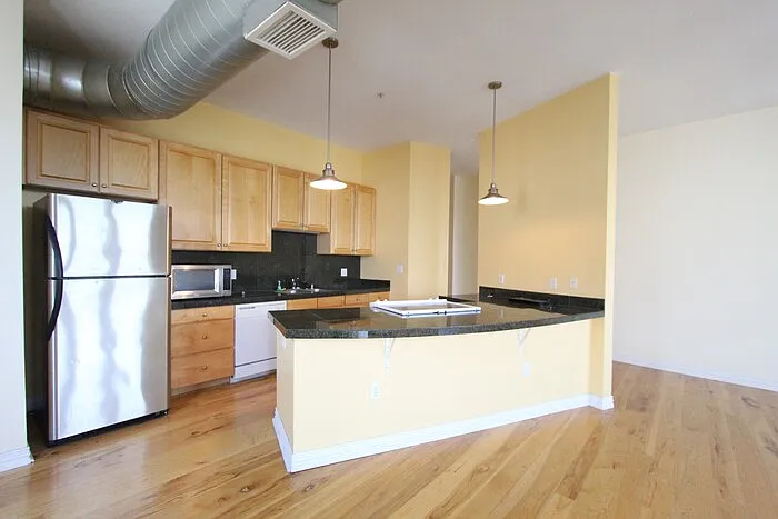 277 N Broadway #416 — Photo 1