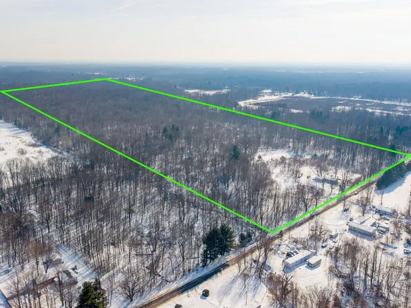 42439 78th St, Covert, MI 49043