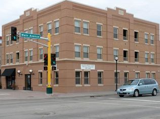 18 4th St S STE 102, Moorhead, MN 56560