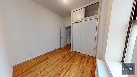 Rented by Bond New York