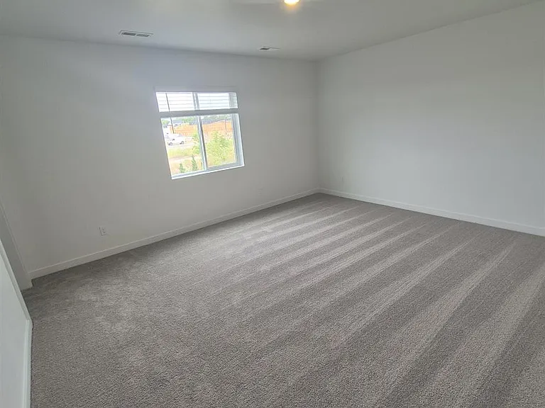 1761 N Big Star Ave — Photo 9