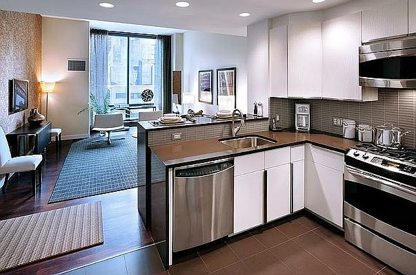 1st image of 200 W 67th St APT 10G