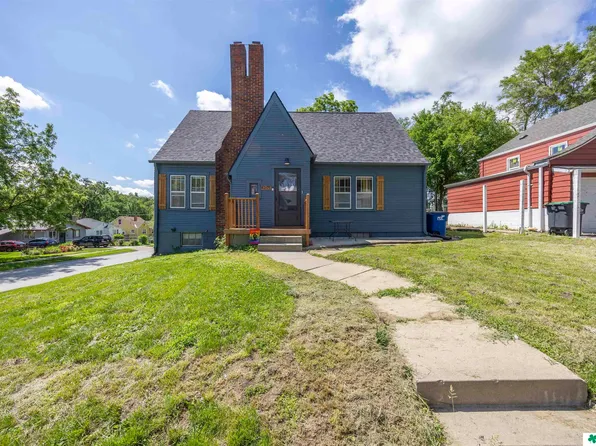 4201 Emmet St, Omaha, NE 68111
