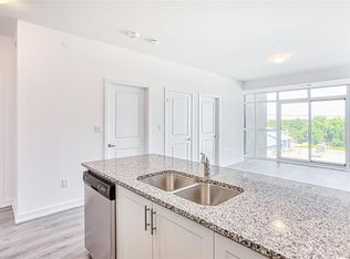 450 Dundas St E #403, Hamilton, ON L8B0A9