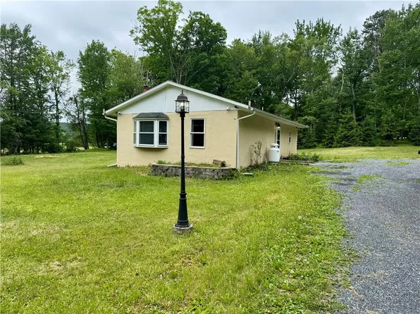244 Sawmill Rd, Lehighton, PA 18235