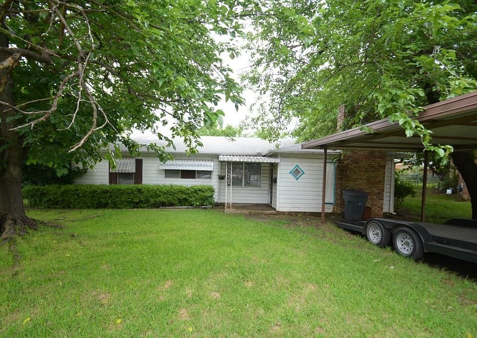 1st image of 2548 Wood Valley Pl