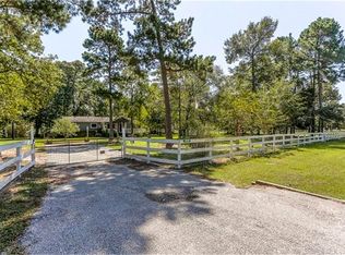 25110 Rolling Hills Dr, Hockley, TX 77447